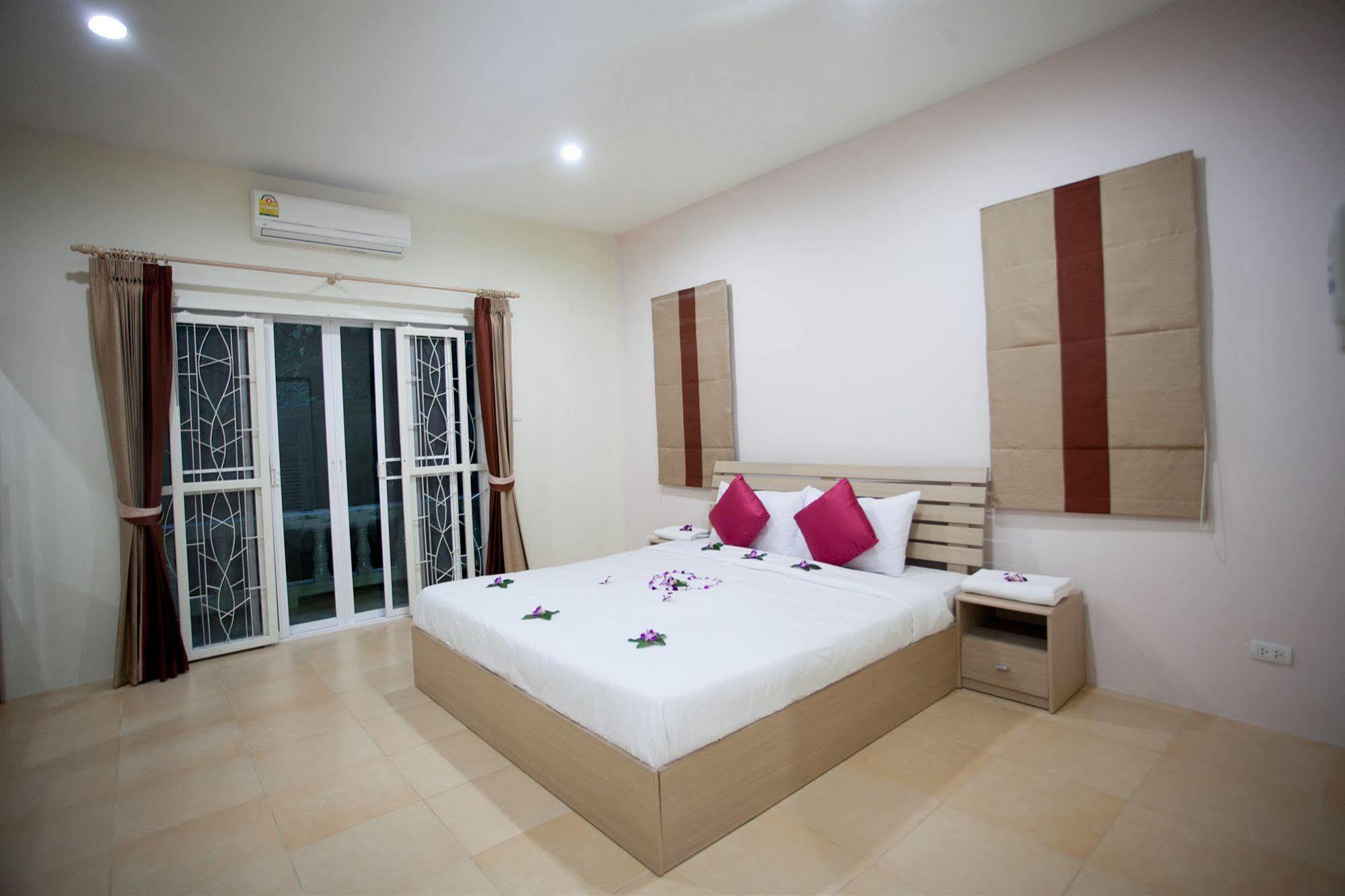 Lucky Lek Resort Rawai Kültér fotó